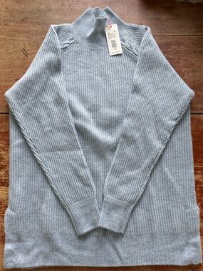 Vineyard Vines NWT 100% Cashmere sweater light blue XS